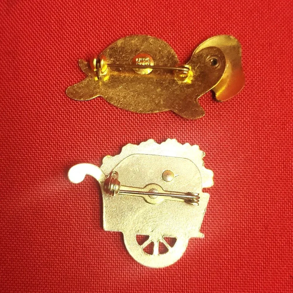Vintage Turtle Flower Wheelbarrow Cart Pin Brooch